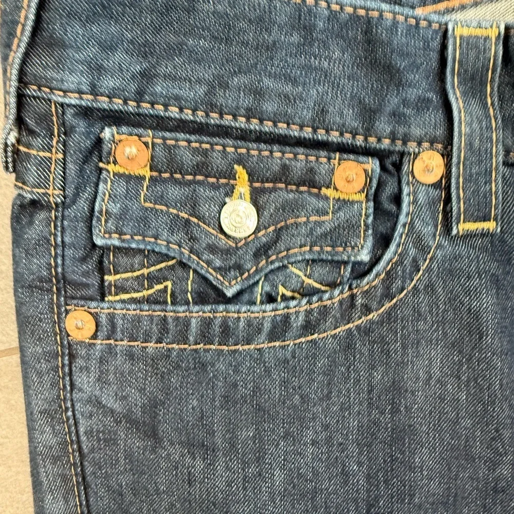 True Religion Ricky Big T Flap Relaxed Straight Dark Wash Jeans Men 34 EUC